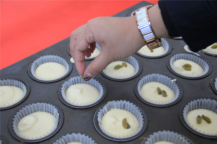 9941552974818828.jpg 9.jpg